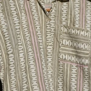 Enchante Vintage Shell Print Button down